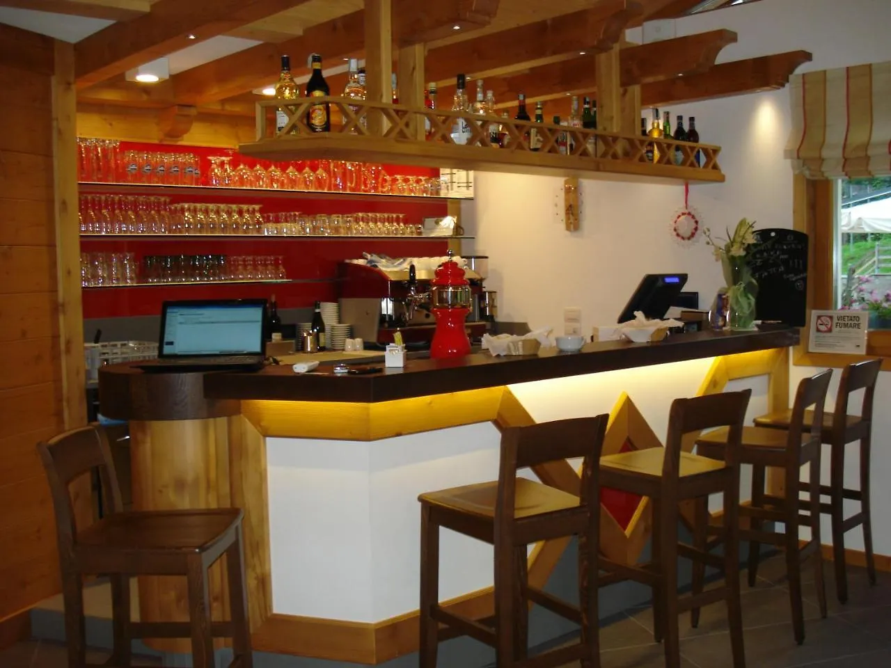 Hotel Il Dollaro Falcade 3*,  Italy